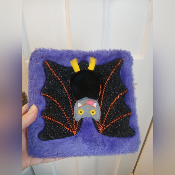Other - FREE With Purchase - Plush Book Snuggle Story toddler baby kids Bat unique